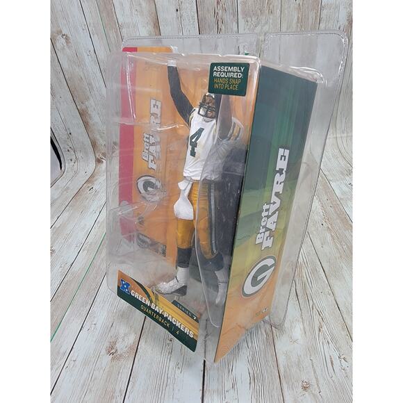 McFarlane BRETT FAVRE 2 White Variant Green Bay Packers NFL Figure 2003 Series 7 - Picture 4 of 5